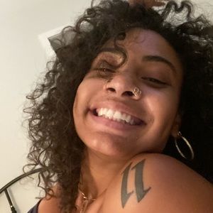 Meet your Posher, Celena